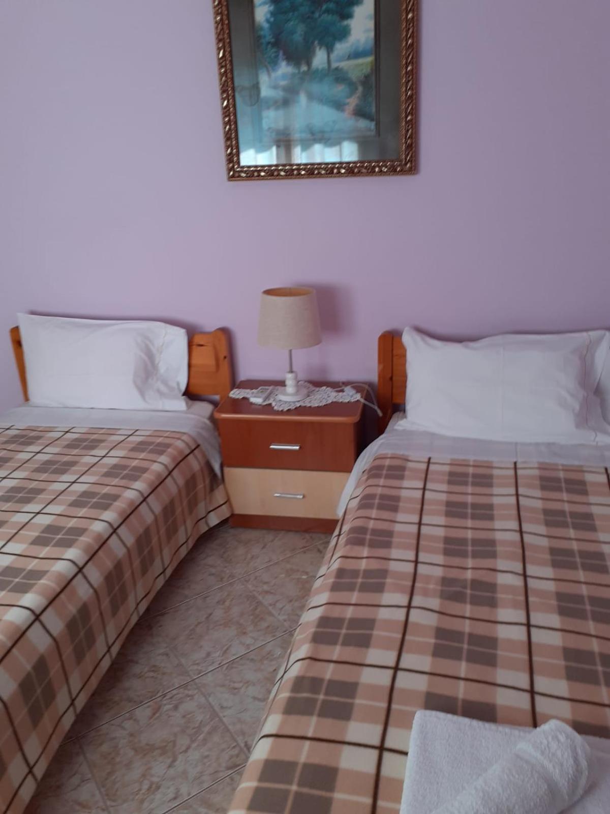 Coral Guesthouse Саранде Екстериор снимка