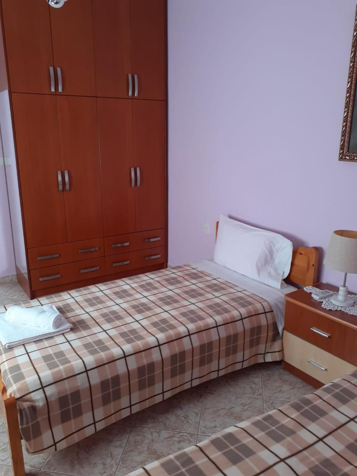 Coral Guesthouse Саранде Екстериор снимка