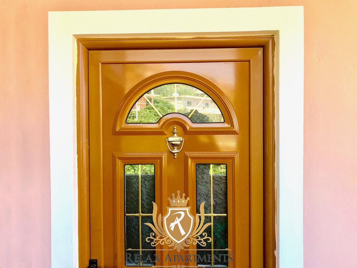 Coral Guesthouse Саранде Екстериор снимка