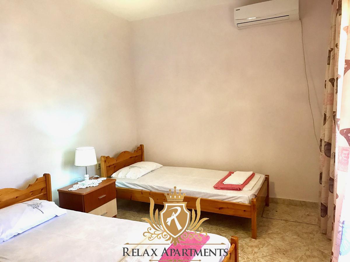 Coral Guesthouse Саранде Екстериор снимка