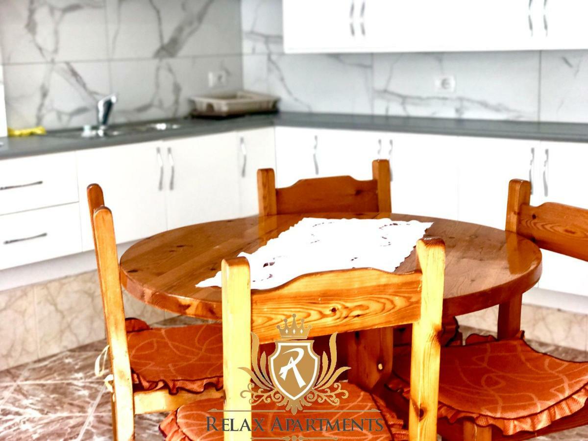Coral Guesthouse Саранде Екстериор снимка